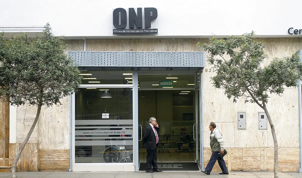 Análisis. Los interesados en pasarse a las AFP deben de consultar si cumplen los requisitos y cuánto recibirán en el futuro. Foto: difusión Análisis. Los interesados en pasarse a las AFP deben de consultar si cumplen los requisitos y cuánto recibirán en el futuro. Foto: difusión