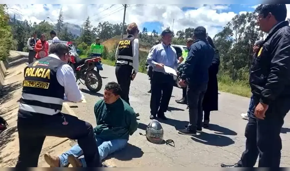La Policía capturó a los sujetos en el caserío Huaripampa. Foto: captura video/ Áncash Noticias