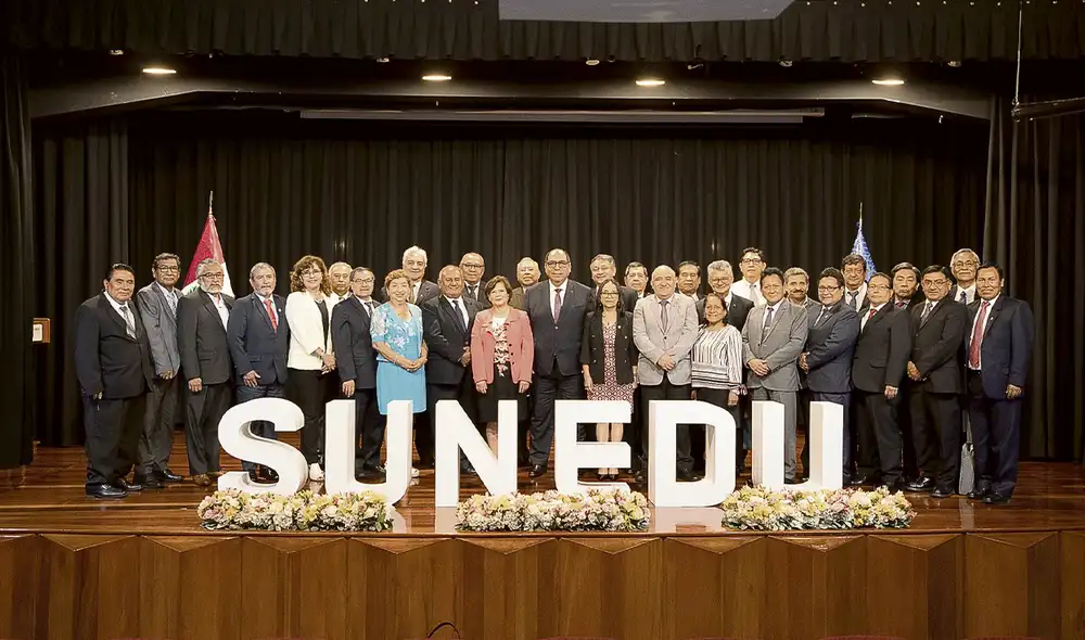 Castillo recibió con gran afabilidad a rectores. Varios eran antirreforma y tenían cuestionamientos y casos pendientes por manejo de sus universidades.  Foto: difusión