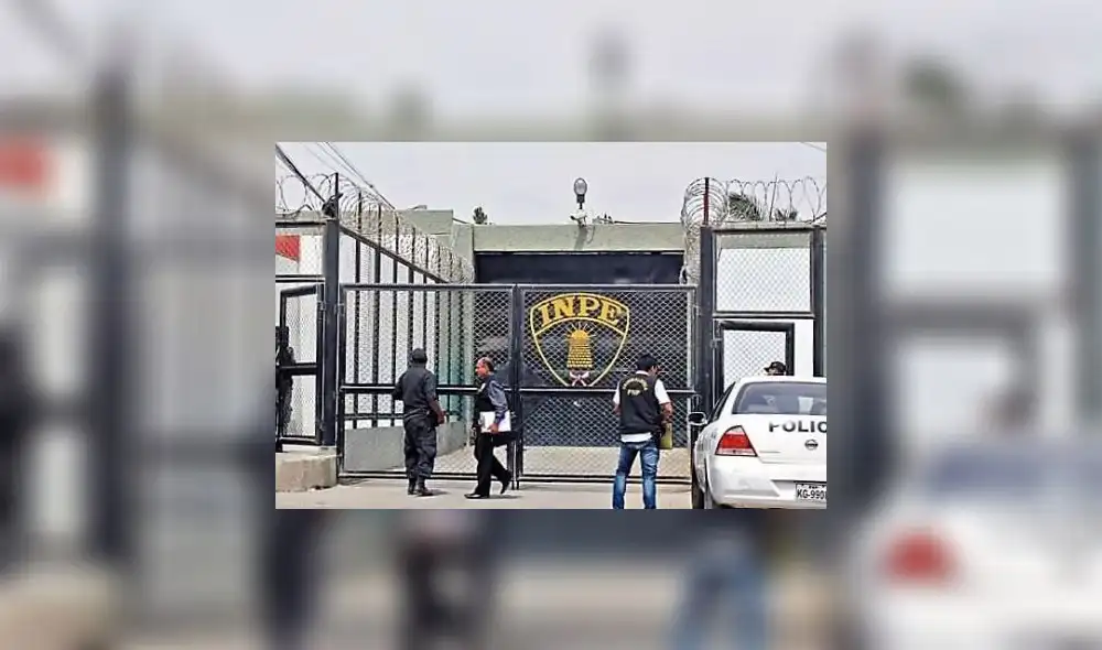 Representantes del Ministerio Público llegaron para encargarse de las diligencias. Foto: Andina