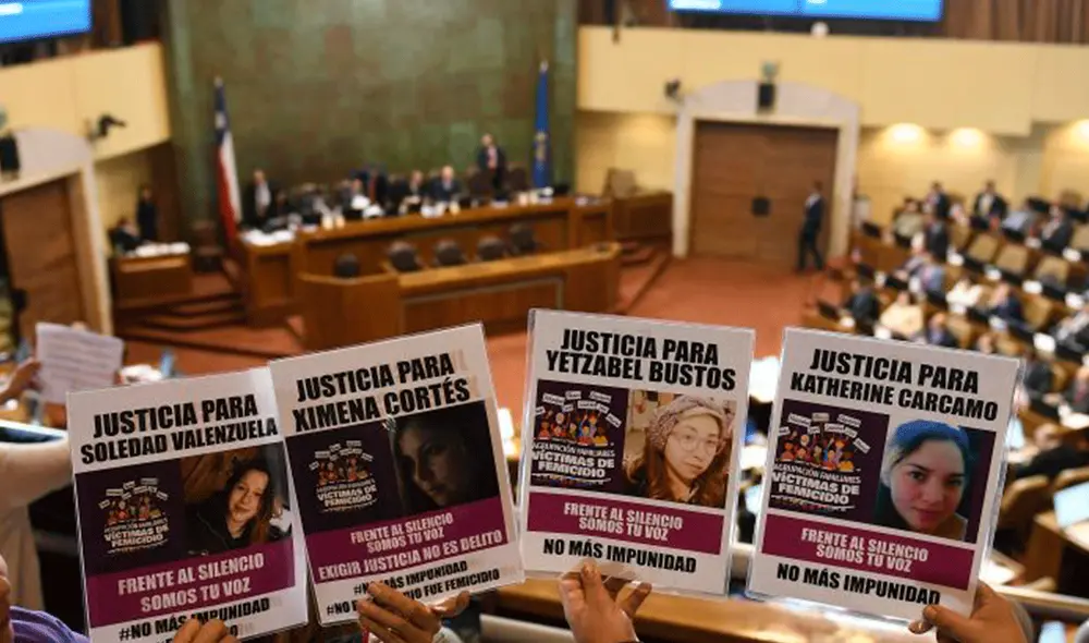 Karol Cariola, una de las principales impulsoras de la iniciativa, expresó que se siente "muy orgullosa" y "contenta" con la noticia. Foto: El Mostrador Karol Cariola, una de las principales impulsoras de la iniciativa, expresó que se siente "muy orgullosa" y "contenta" con la noticia. Foto: El Mostrador