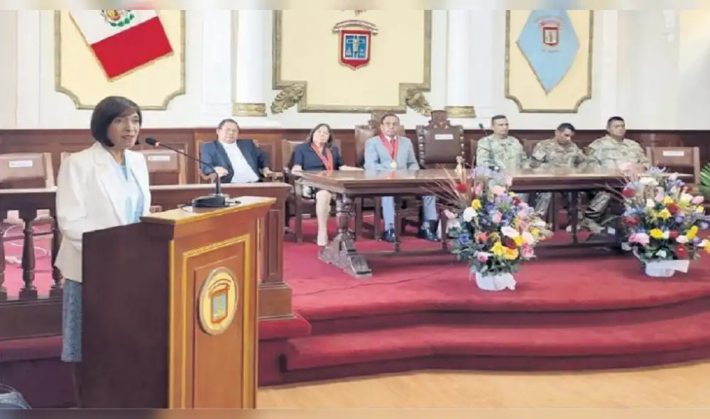 Aniversario. Alcaldesa Janet Cubas presidió ceremonia por el 188° aniversario de Chiclayo.