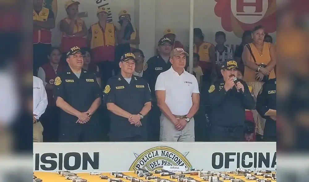 El jefe de la cartera del Interior recibió cuestionamientos por parte de la población con relación a la inseguridad ciudadana. Foto: Almendra Ruesta/La República. El jefe de la cartera del Interior recibió cuestionamientos por parte de la población con relación a la inseguridad ciudadana. Foto: Almendra Ruesta/La República.