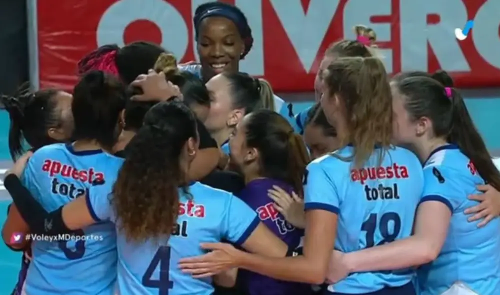 Regatas Lima se impuso en la primera final ante las blanquiazules. Foto: Captura/Movistar Deportes Regatas Lima se impuso en la primera final ante las blanquiazules. Foto: Captura/Movistar Deportes