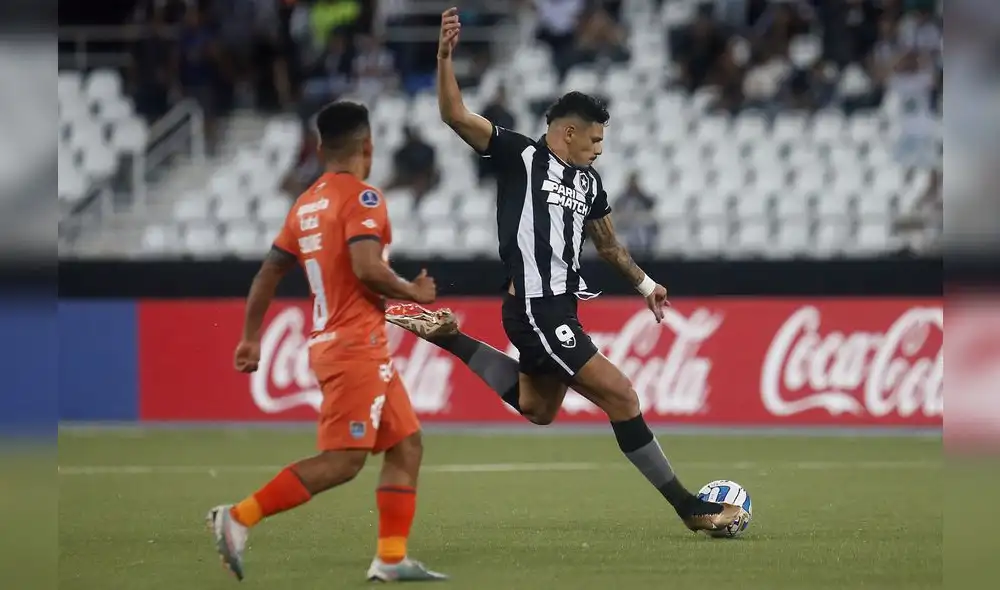 César Vallejo debutó con derrota. Busca dar la sorpresa en Brasil. Foto: Vítor Silva/ BFR