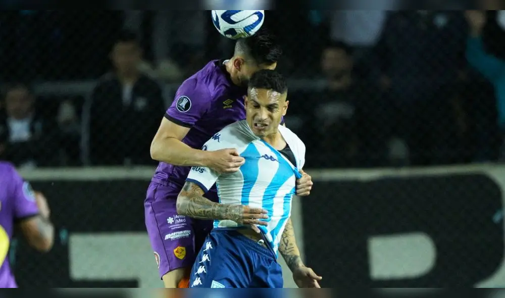 Paolo Guerrero afronta su primera experiencia en el fútbol argentino. Foto: AFP Paolo Guerrero afronta su primera experiencia en el fútbol argentino. Foto: AFP