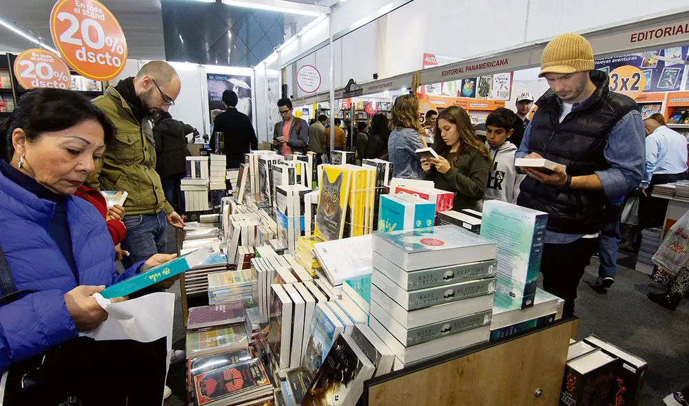 Demanda. En Lima, los lectores pagan hasta S/80 por libro, mientras que el monto llega a S/50 en regiones. Foto: difusión