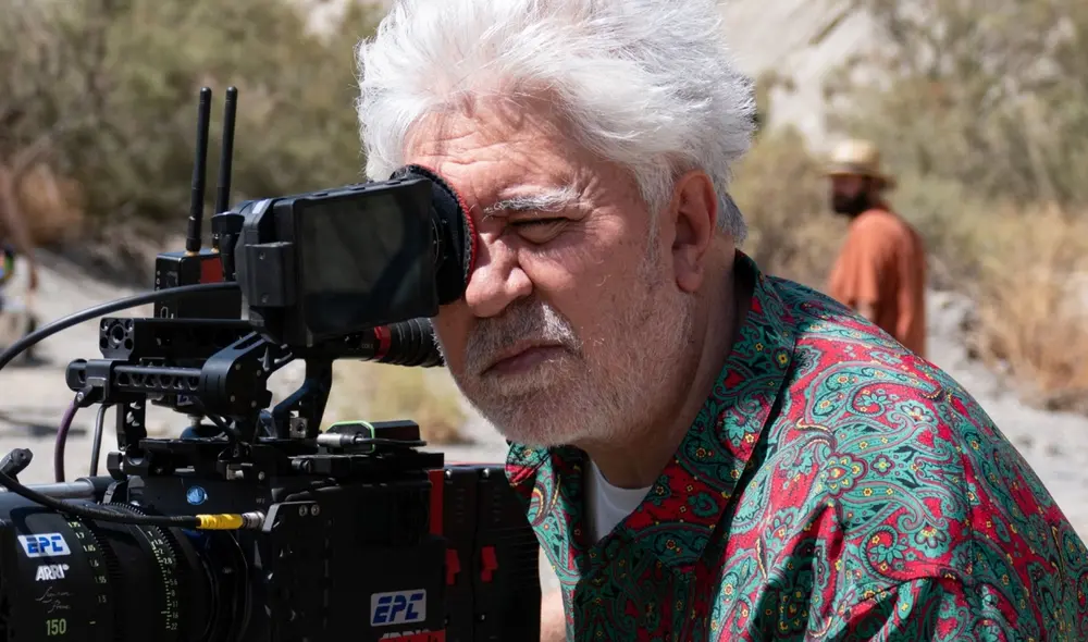 Libros. Antes de El último sueño, Almodóvar publicó Fuego en las entrañas y Patty Diphusa y otros textos.