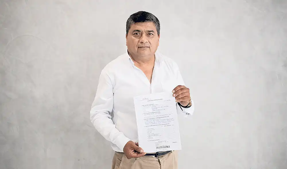 El denunciante. Excandidato Alberto Moreno solicita investigar este caso a la Contraloría. Foto: Gerardo Marín/La República El denunciante. Excandidato Alberto Moreno solicita investigar este caso a la Contraloría. Foto: Gerardo Marín/La República