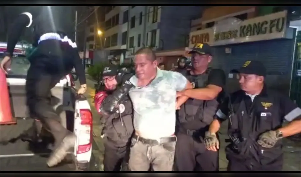 Delincuente fue atrapado por agentes de seguridad. Foto: municipalidad de Pueblo Libre