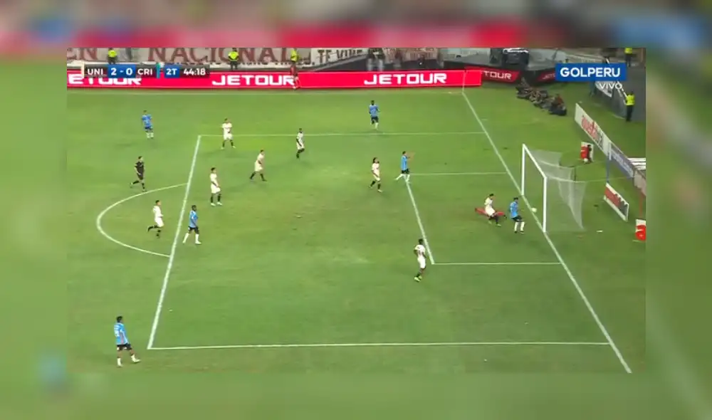 Brenner Marlos ingresó en el segundo tiempo ante Universitario. Foto: captura de GolPerú.