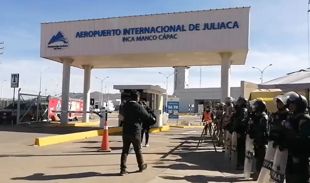 En el aeropuerto de Juliaca se extremaron las medidas de seguridad. Foto: captura de Puno Noticias.pe En el aeropuerto de Juliaca se extremaron las medidas de seguridad. Foto: captura de Puno Noticias.pe
