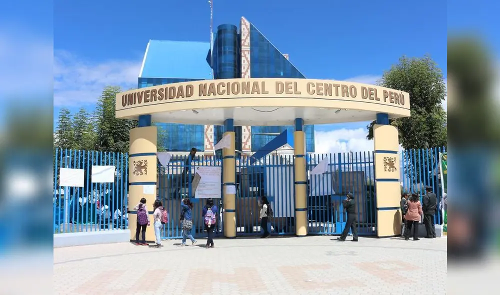 Autoridades y estudiantes se oponen a compartir terreno con nueva universidad. Foto: RPP Autoridades y estudiantes se oponen a compartir terreno con nueva universidad. Foto: RPP