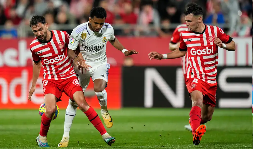 Real Madrid perdió ante Girona y se aleja del líer FC Barcelona en LaLiga. Foto: EFE Real Madrid perdió ante Girona y se aleja del líer FC Barcelona en LaLiga. Foto: EFE