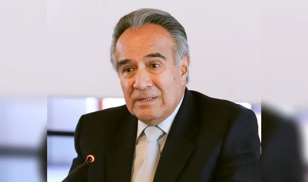 Carlos Vives advierte de posibles intereses privados para frustrar la llegada de Petroperú a los lotes de Talara. Carlos Vives advierte de posibles intereses privados para frustrar la llegada de Petroperú a los lotes de Talara.