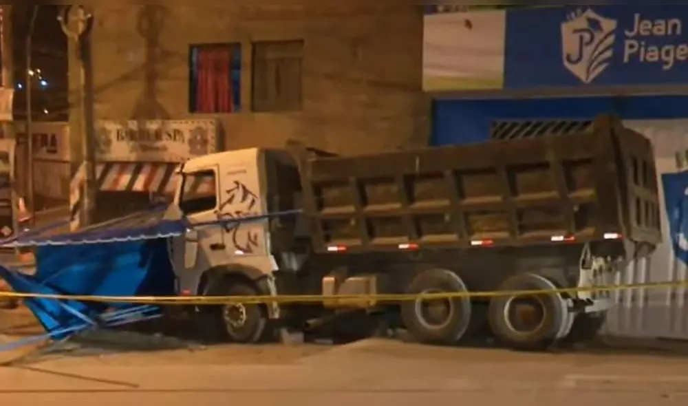 Testigos denuncian que el conductor manejaba hablando por teléfono. Foto: captura de ATV