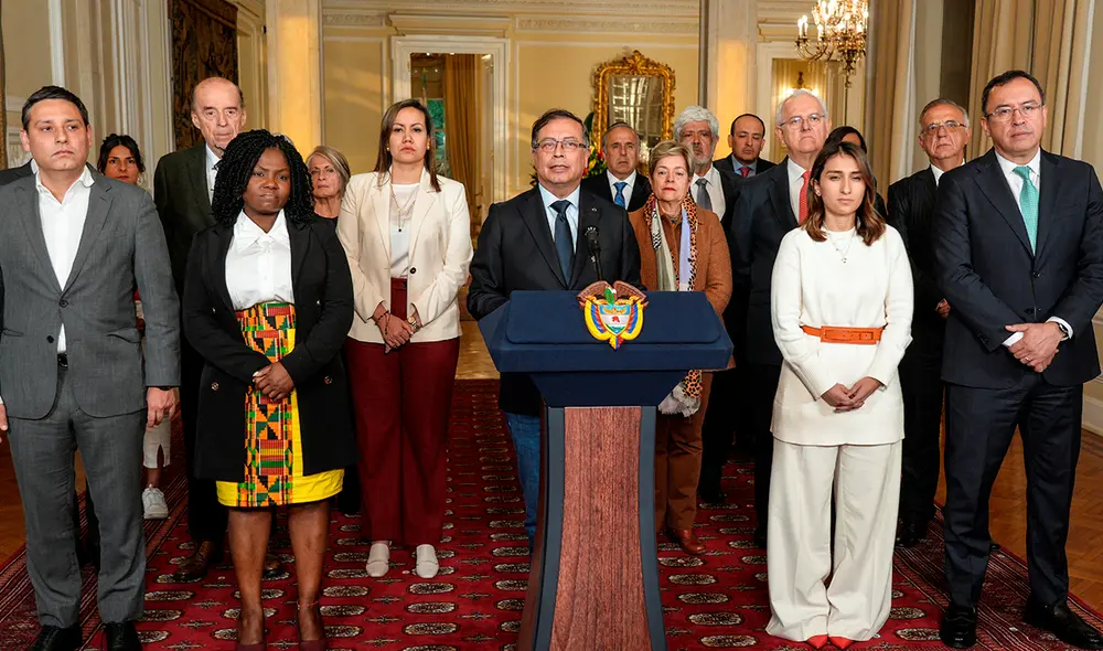 "Hoy se construye un nuevo gabinete que ayudará a consolidar el programa de Gobierno", anunció Petro. Foto: AFP "Hoy se construye un nuevo gabinete que ayudará a consolidar el programa de Gobierno", anunció Petro. Foto: AFP