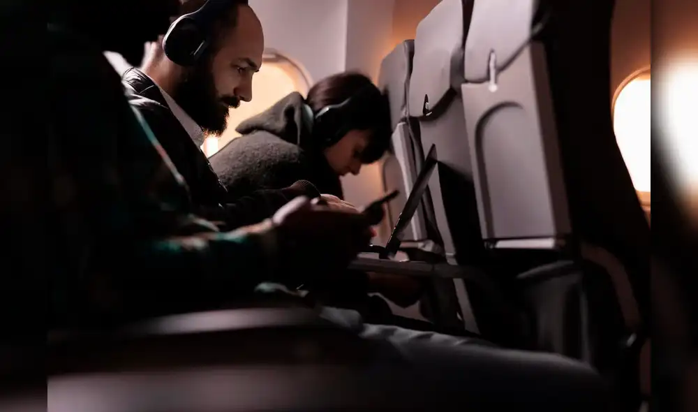 En el avión son varios los servicios que deben estar apagados. Foto: DCStudio