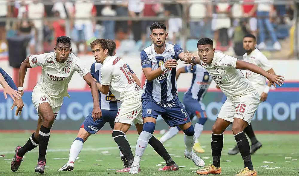 Emocionante. Íntimos y cremas se ubican en los primeros lugares de la tabla de la Liga 1. Foto: Antonio Melgarejo/La República Emocionante. Íntimos y cremas se ubican en los primeros lugares de la tabla de la Liga 1. Foto: Antonio Melgarejo/La República