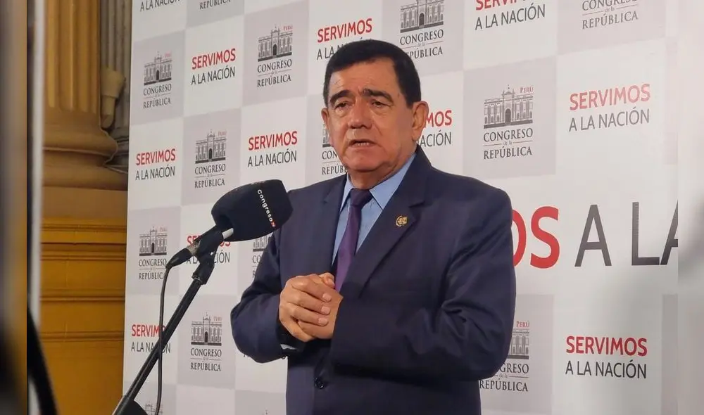 Presidente del Congreso dijo que el informe de HRW fue recibido por el Estado peruano. Foto y Video: Mary Luz Aranda/La República Presidente del Congreso dijo que el informe de HRW fue recibido por el Estado peruano. Foto y Video: Mary Luz Aranda/La República