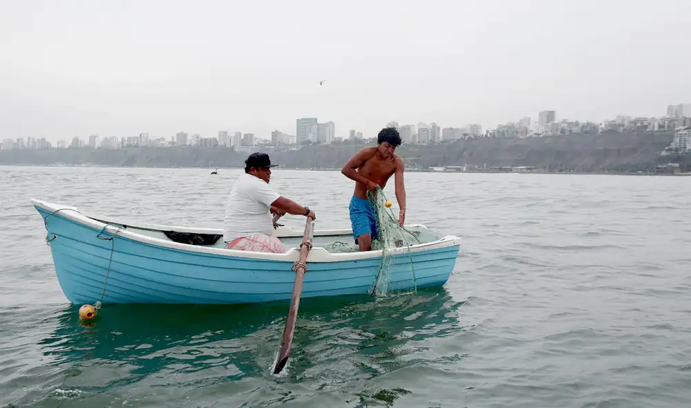 Pescadores artesanales están cansados de salir del mar con las manos vacías. Foto: Felix Contreras/LR Pescadores artesanales están cansados de salir del mar con las manos vacías. Foto: Felix Contreras/LR
