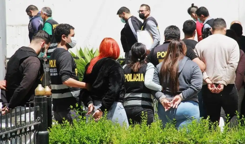 Los Gallegos. En diciembre del 2022, la Policía detuvo a la banda de Los Gallegos, dedicados al "gota a gota" y otros delitos. Foto: La República Los Gallegos. En diciembre del 2022, la Policía detuvo a la banda de Los Gallegos, dedicados al "gota a gota" y otros delitos. Foto: La República