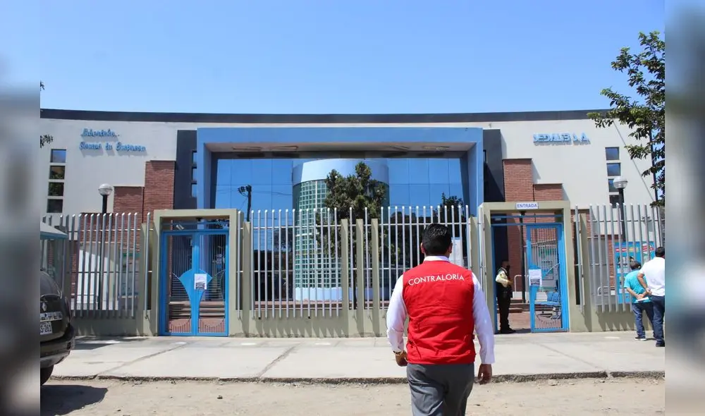 La Contraloría revisó documentación que llevó a hallazgos en Sedalib. Foto: Contraloría