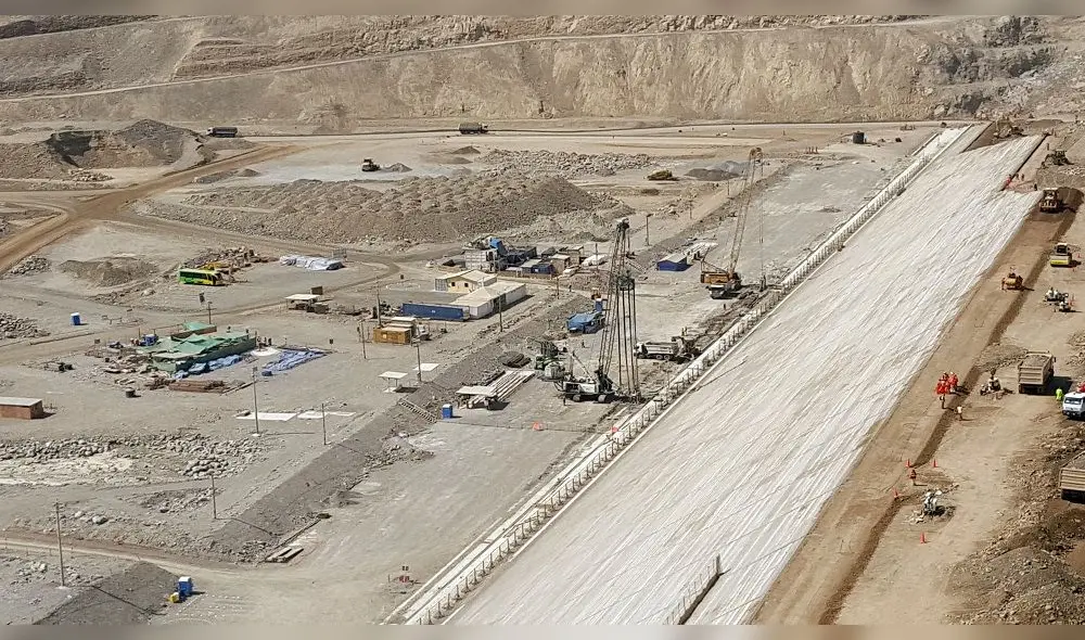 Concurso. Tres veces se ha caído estudios de Palo Redondo. La República