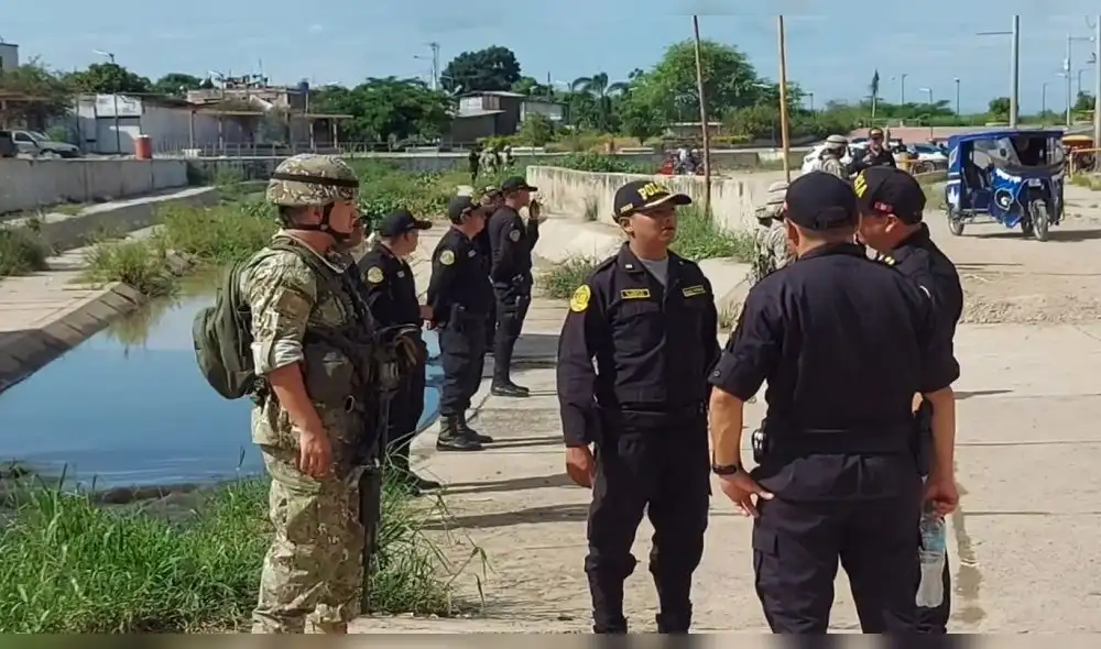 RESGUARDO. Fuerzas del orden custodian Canal Internacional. Captura de video