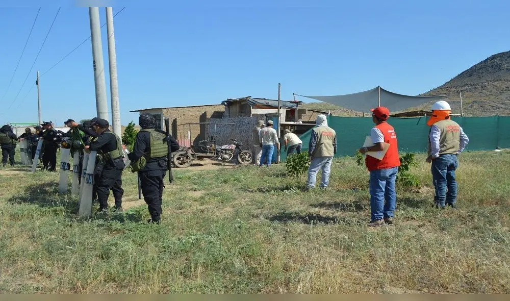 desalojo. Se realizó de manera pacífica en cerro Guitarra.desalojo. desalojo. Se realizó de manera pacífica en cerro Guitarra.desalojo.