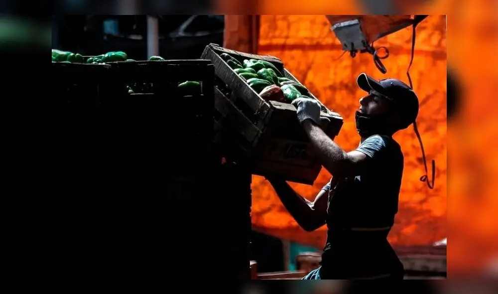 Día del Trabajo. Oxfam consideró que han ensanchado la brecha entre los más ricos y el resto de la población. Foto: EFE