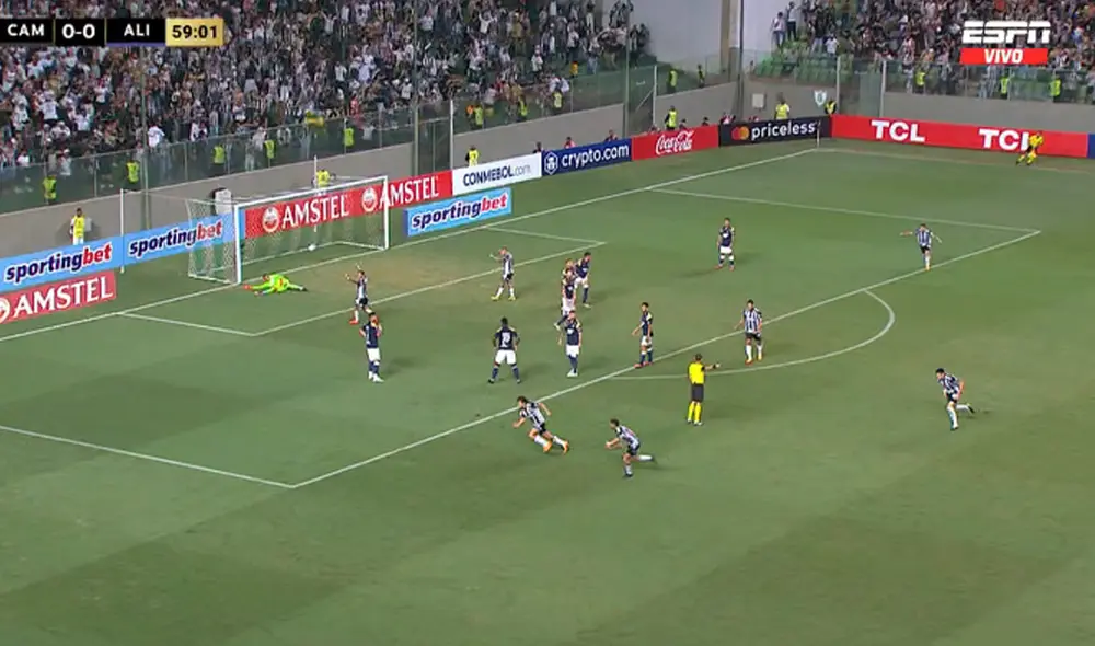 Atlético Mineiro marcó el 1-0 ante Alianza Lima en los primeros minutos del segundo tiempo. Foto: captura ESPN