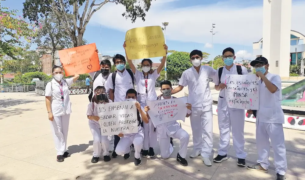 Indignados. Jóvenes médicos sienten que no tendrán las mismas oportunidades. Foto: difusión Indignados. Jóvenes médicos sienten que no tendrán las mismas oportunidades. Foto: difusión