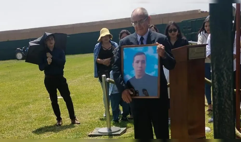 En cumplimiento de sus funciones. Oficial de Aduanas sufrió embestida de chofer que manejaba ebrio carro. Foto: La República.