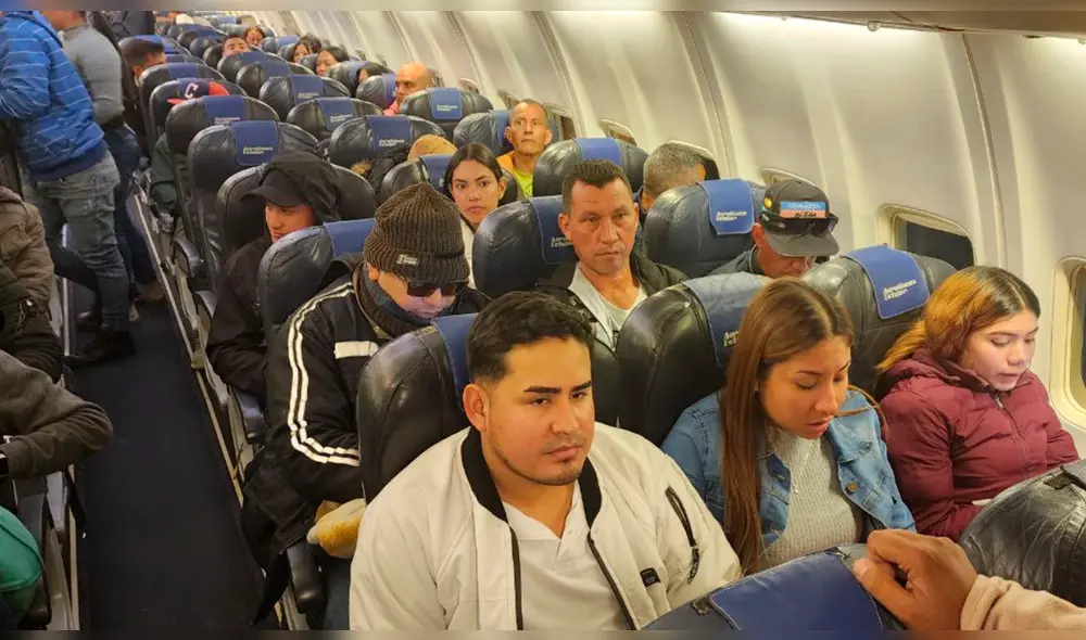 Más de un ciento de ciudadanos venezolanos retornaron a su país en vuelo humanitario, como parte del Plan vuelta a la patria. Foto: Cancillería Venezuela/Twitter