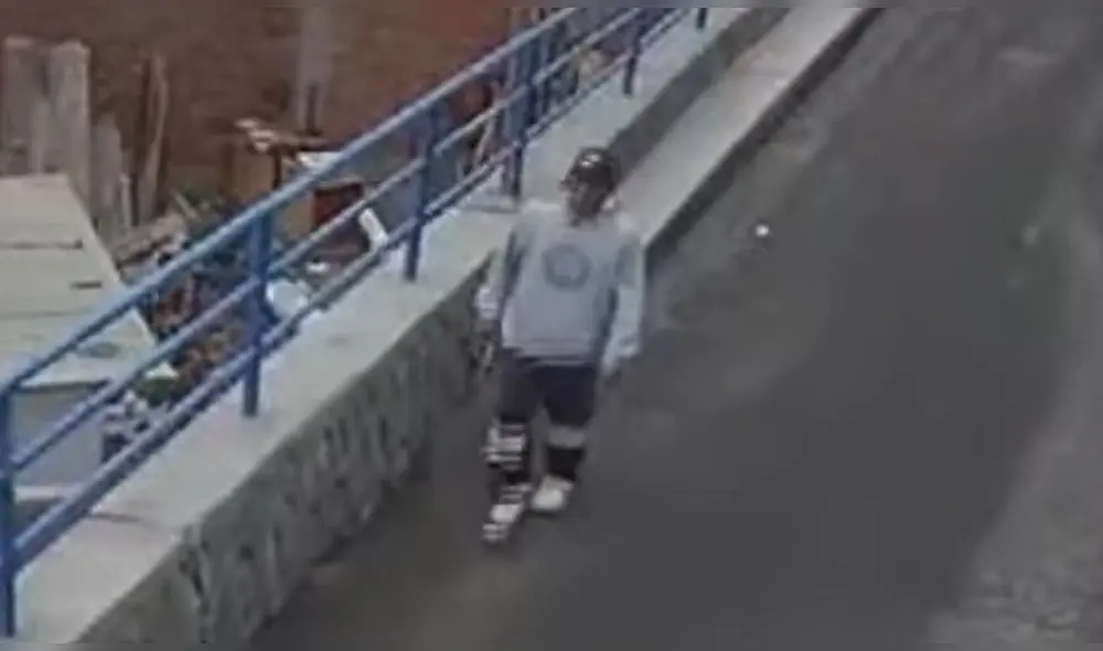 Falso entrenador estaría obteniendo documento de identidad de varios niños. Foto: Latina