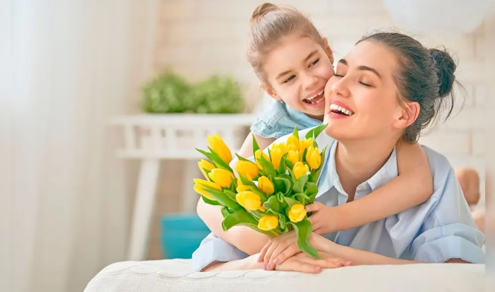 Día de la Madre: ¿por qué en esta fecha honramos a las madres del hogar? Foto: Western Union