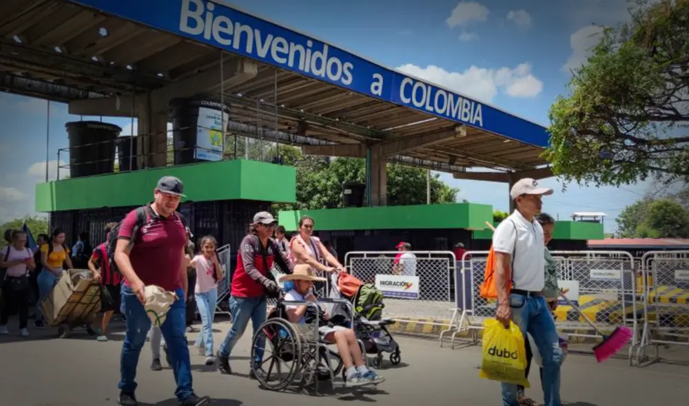 Ciudadanos cruzan la frontera entre Colombia y Venezuela. Foto: El Tiempo/Andrés Carvajal Ciudadanos cruzan la frontera entre Colombia y Venezuela. Foto: El Tiempo/Andrés Carvajal