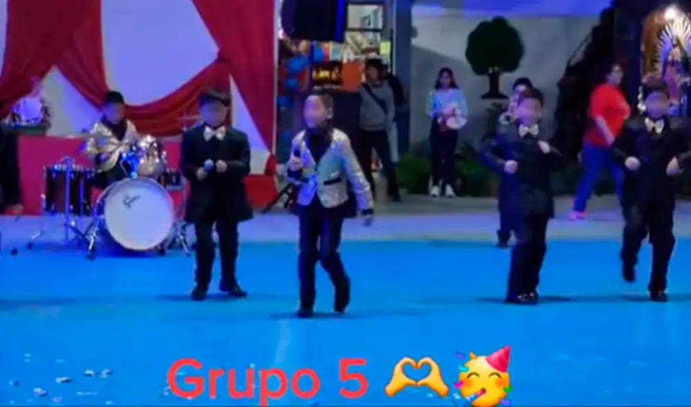 Los niños recibieron las palmas por su esfuerzo y dedicación. Foto: captura Los niños recibieron las palmas por su esfuerzo y dedicación. Foto: captura