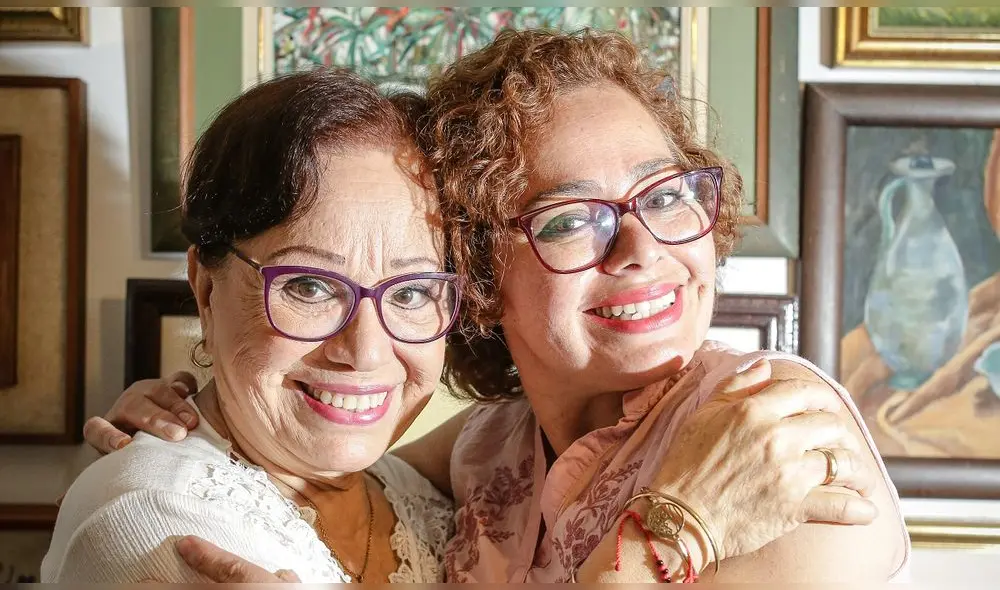 Haydee Cáceres y su hija Trilce, la mayor de sus cuatro hijas vinculadas a la actuación. Fotografía: John Reyes