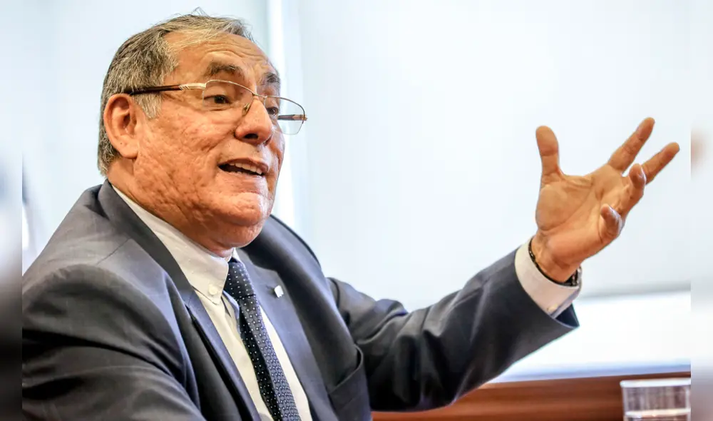 Ministro de Energía y Minas, Oscar Vera, no consignó procesos y sanciones en su hoja de vida, cuando juró al cargo ante Dina Boluarte. Ministro de Energía y Minas, Oscar Vera, no consignó procesos y sanciones en su hoja de vida, cuando juró al cargo ante Dina Boluarte.