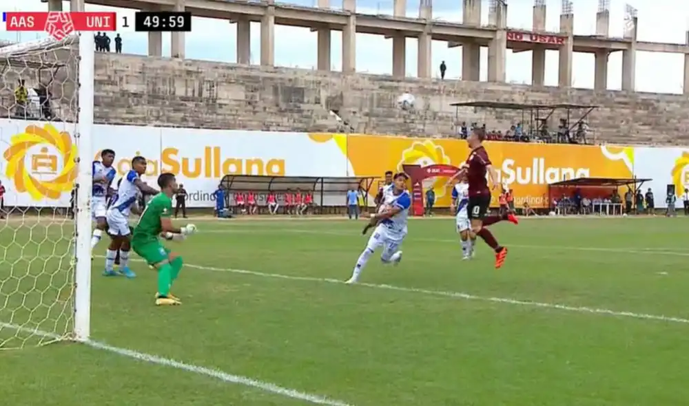 Calcaterra anotó el 1-1 en el inicio del segundo tiempo. Foto: captura Liga 1 Max