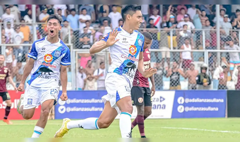 Los churres terminaron con 9 jugadores, mientras que Universitario finalizó con 8. Foto: Alianza Atlético Los churres terminaron con 9 jugadores, mientras que Universitario finalizó con 8. Foto: Alianza Atlético