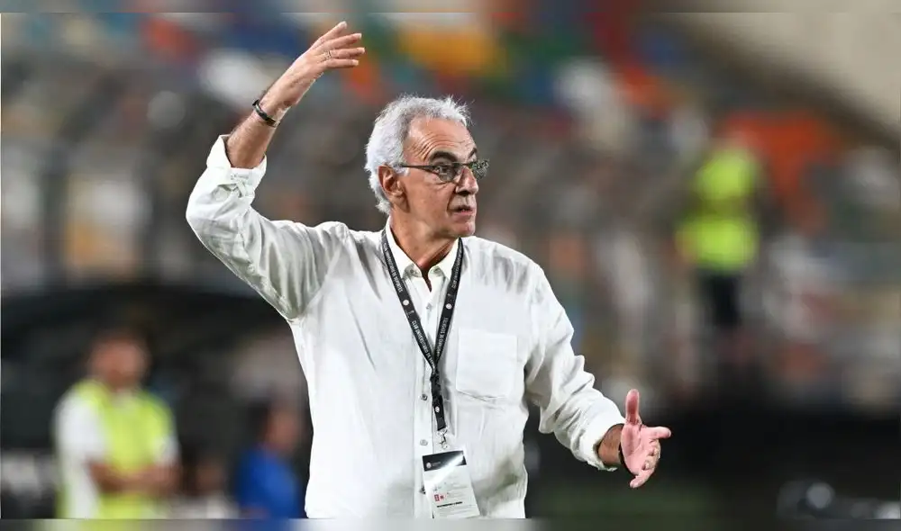Jorge Fossati perdió en la Liga 1 luego de dirigir 8 partidos. Foto: AFP