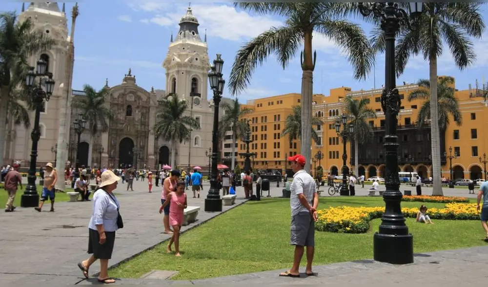 El desarrollo de un posible fenómeno de El Niño Costero influye en la temperatura. Foto: Andina