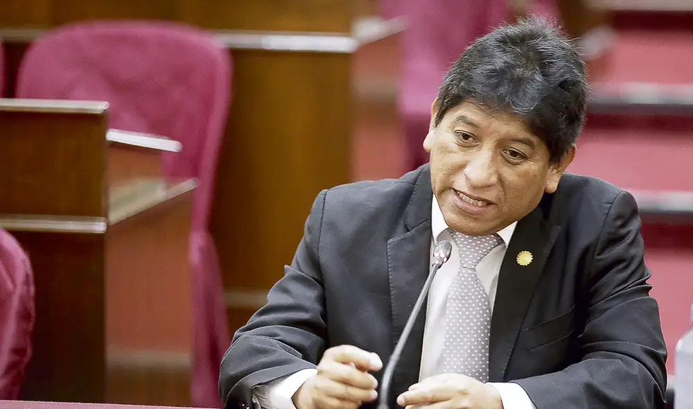 También sería la carta del fujimorismo. Asesor parlamentario y exabogado de Vladimir Cerrón, Josué Gutiérrez. Foto: difusión También sería la carta del fujimorismo. Asesor parlamentario y exabogado de Vladimir Cerrón, Josué Gutiérrez. Foto: difusión