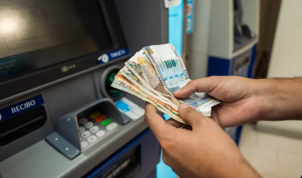 No depositar este dinero extra dentro del plazo establecido se considera como infracción grave. Foto: PUCP