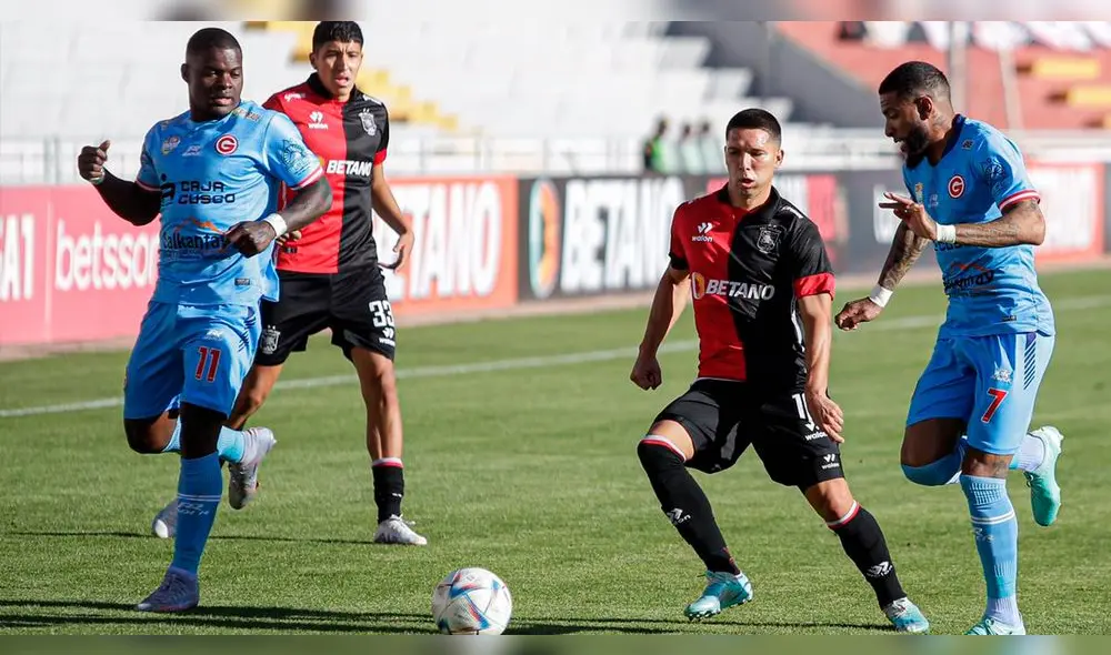 Melgar perdió en el Monumental de la UNSA ante Deportivo Garcilaso por el Torneo Apertura 2023. Foto: Rodrigo Talavera/GLR Melgar perdió en el Monumental de la UNSA ante Deportivo Garcilaso por el Torneo Apertura 2023. Foto: Rodrigo Talavera/GLR