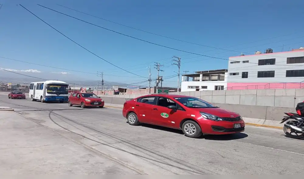 Investigan a falsos taxistas que secuestran a transeúntes. Foto: Leonela Aquino/La República