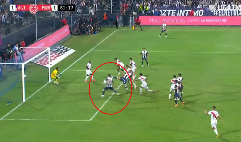 Carlos Zambrano marcó el 1-1 de Alianza Lima sobre Municipal en el estadio Matute. Foto: captura Liga 1 Max